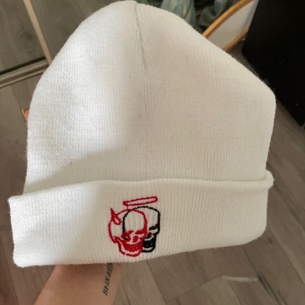 Skeleton beanie